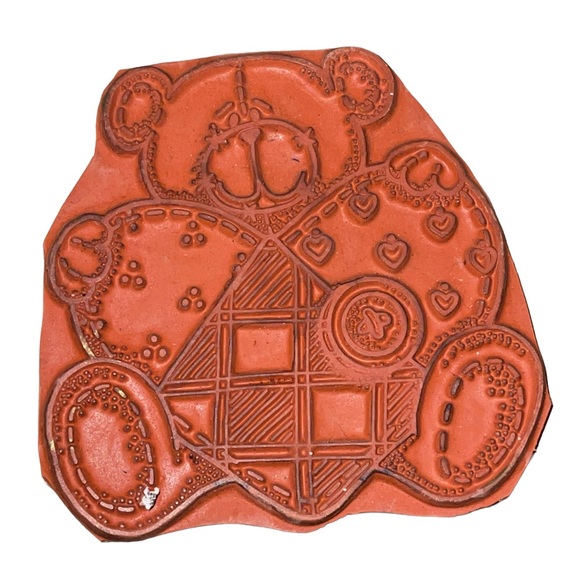 VALENTINE'S DAY TEDDY BEAR HOLDING HEART BUTTON PATCH Rubber Stampede Wood Stamp - Picture 7 of 7